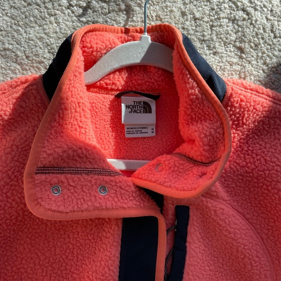 Fleece north face jacket - Picture 2 of 3